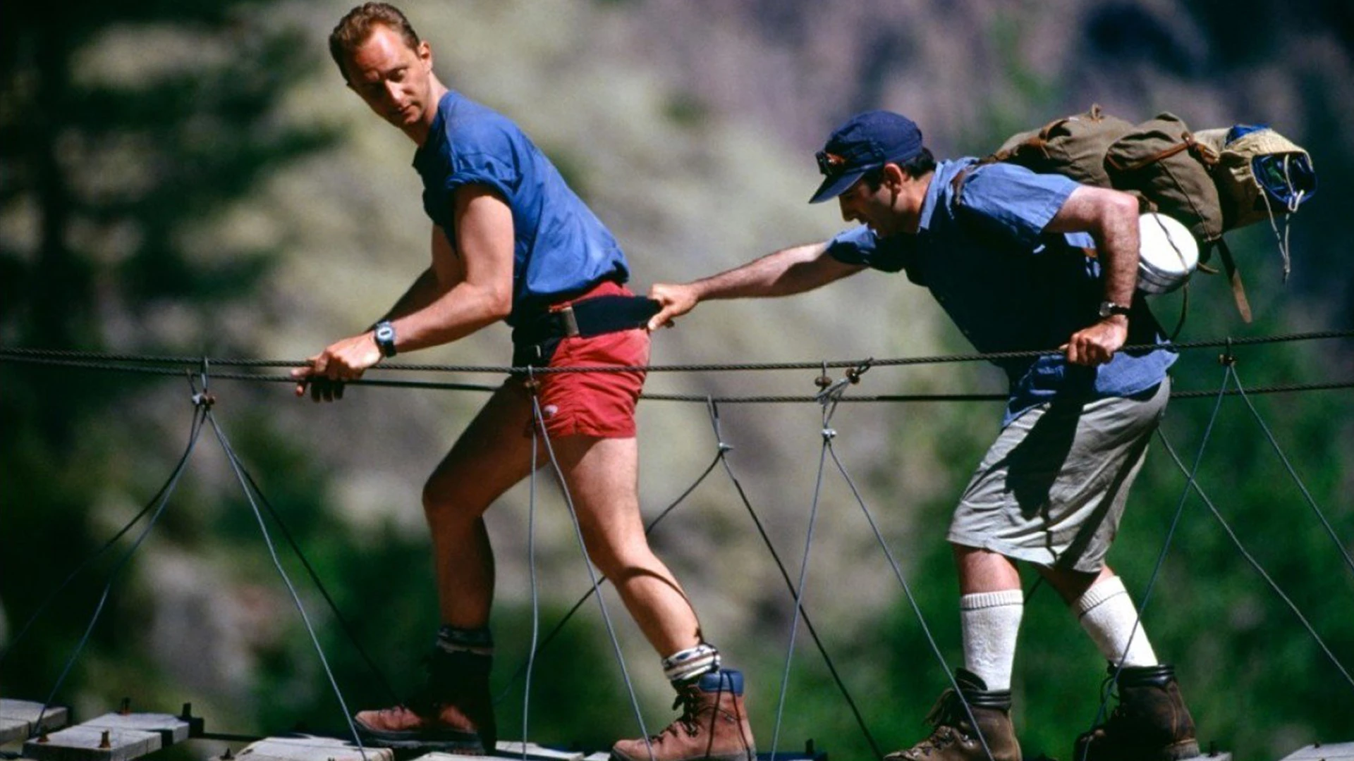 randonneurs sur un pont, Qui sommes-nous ?