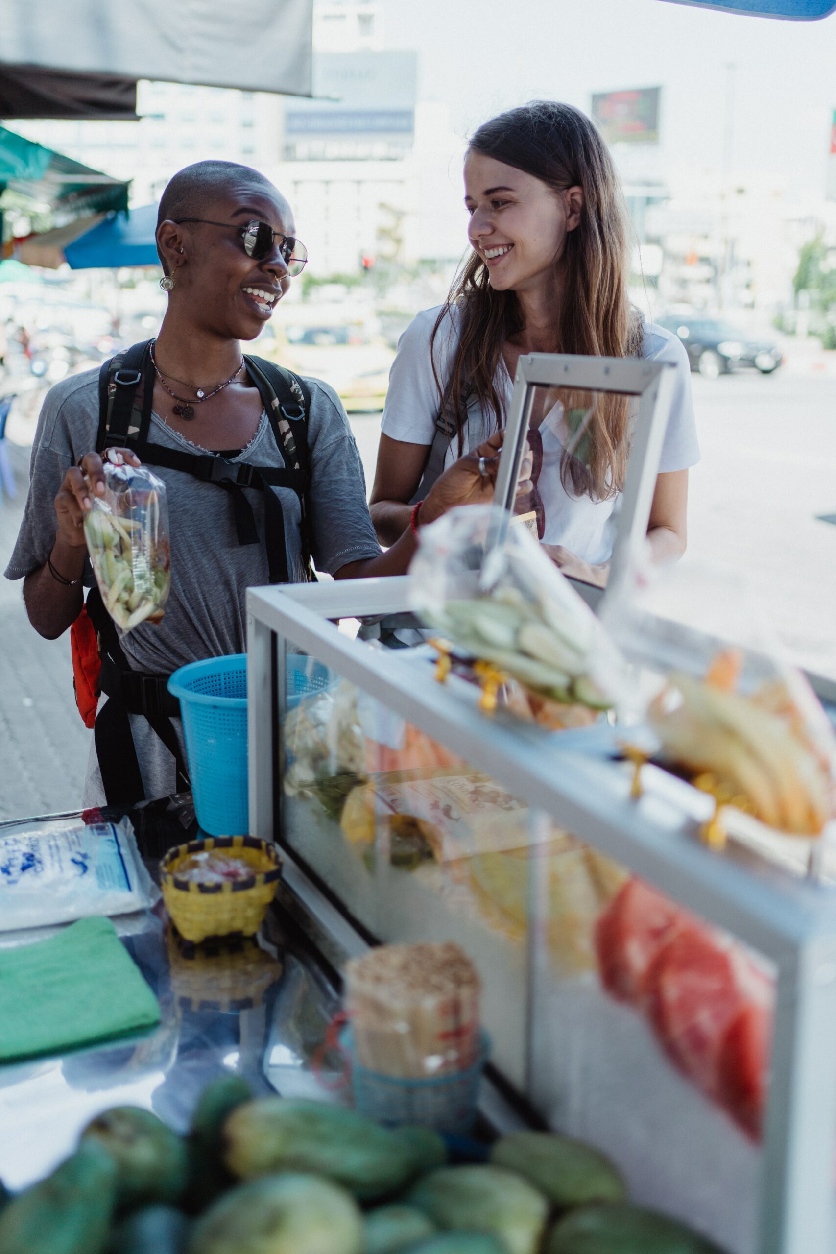 deux amies au marché
Bons plans vacances