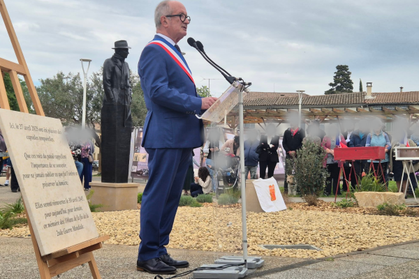 Commémoration pour les 100 ans de fin de la 2nd Guerre Mondiale à Vauvert